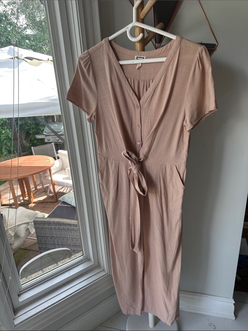 MO:VINT Linen Blend Blush Pink Tie-Front Short Sleeve Jumpsuit Romper Size Large